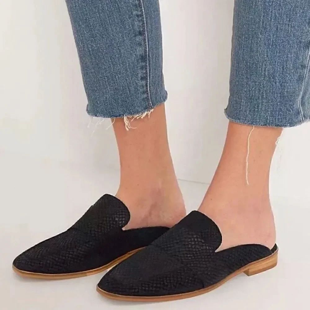 Free People At Ease Suede Snake Pattern Loafers size 6.5